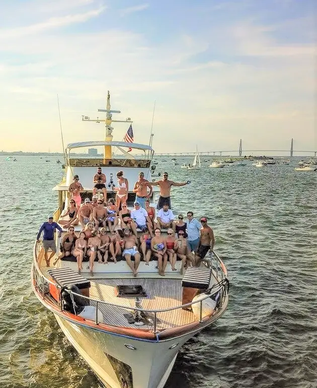 Harbor Cruise: Group up to 12 People