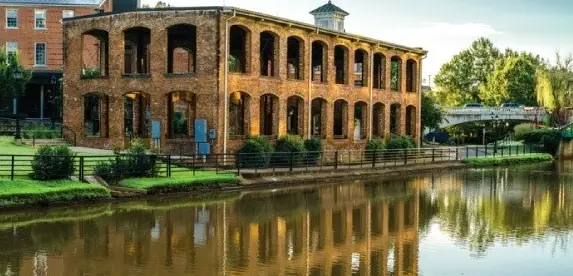 Historic Neighborhoods & Architecture Driving Tour