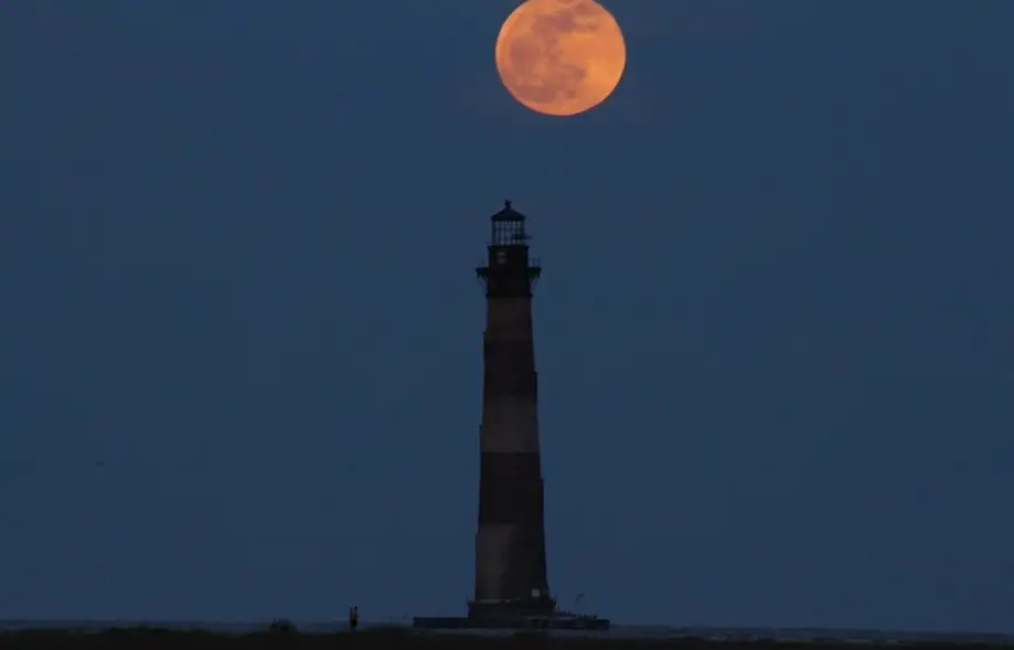 Full Moon Boat Cruise
