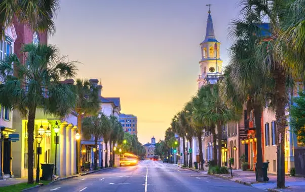 3 day Rentals Downtown Charleston Location