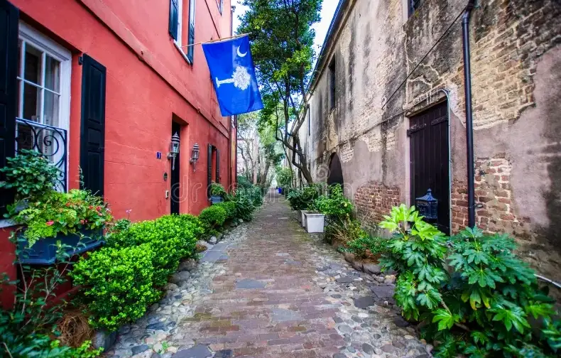 Monthly Rentals Downtown Charleston Location