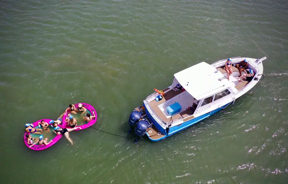 Morning Sightseeing, Floating and Dolphin Tour On The Dolphin Queen | Charleston Location